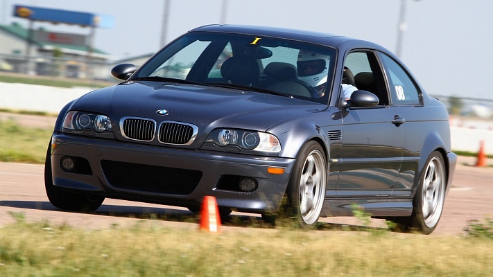 Контраварийное вождение в Челябинске. Ultra Подарки. Купить уроки контраварийного вождения в Челябинске. Научитесь водить машину в любых условиях! Сервис UltraPodarki.ru 8 800 505 95 30. Контраварийное вождение Челябинск, контраварийное вождение, экстремальное вождение Челябинск, экстремальное вождение, обучение вождению Челябинск, обучение вождению, вождение Челябинск, вождение,  курс вождения Челябинск, курс вождения, курсы экстремальное вождения Челябинск, курсы экстремального вождения, обучение в автошколе Челябинск, обучение в автошколе