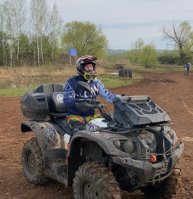 Катание на квадроциклах летом в Челябинске. Сервис Ultra Подарки. Подарочный сертификат на прокат квадроциклов летом и зимой в Челябинске. Закажите катание на квадроциклах недорого и наслаждайтесь активным отдыхом с друзьями. Выбирайте живописные маршруты для езды на квадроциклах. Сервис UltraPodarki.ru 8800-505-9530. Катание на квадроциклах, Прокат квадроциклов, езда на квадроцикле, прокат квадроциклов Челябинск, катание на квадроциклах Челябинск, Катание на квадроциклах зимой, Катание на квадроциклах летом, Сертификат на катание на квадроциклах 

