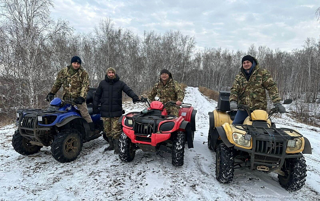 Катание на квадроциклах летом в Челябинске. Сервис Ultra Подарки. Подарочный сертификат на прокат квадроциклов летом и зимой в Челябинске. Закажите катание на квадроциклах недорого и наслаждайтесь активным отдыхом с друзьями. Выбирайте живописные маршруты для езды на квадроциклах. Сервис UltraPodarki.ru 8800-505-9530. Катание на квадроциклах, Прокат квадроциклов, езда на квадроцикле, прокат квадроциклов Челябинск, катание на квадроциклах Челябинск, Катание на квадроциклах зимой, Катание на квадроциклах летом, Сертификат на катание на квадроциклах 

