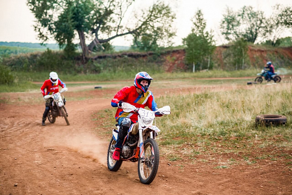 Катание на мотоцикле в Челябинске. ULTRA ПОДАРКИ. Купить катание на мотоцикле в Челябинске. Попробовав езду на мотоциклах, вы получите порцию адреналина и невероятные эмоции. Сервис: UltraPodarki.ru 8 800 505 95 30.. Катание на мотоцикле в Челябинске, прокат мотоциклов Челябинск, катание на мотоциклах, прокат мотоцикла, езда на мотоцикле Челябинск, езда на мотоцикле, мотопрогулка Челябинск, мотопрогулка, поездки на байке, личный мотоцикл, катание на мотоцикле, мотоциклетный шлем, увлечение поездками на мотоцикле, пристрастие к мотоциклам, сертификат на поездку на мотоцикле, прокатиться на мотоцикле, мото-транспорт, мото-треки, мото-поездки, езда на мотоцикле в Челябинске, катание на мотоцикле в Челябинске, мотоклуб в Челябинске
