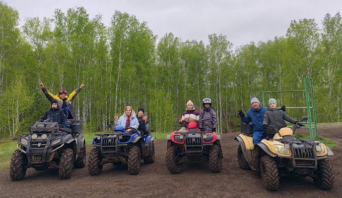 Катание на квадроциклах летом в Челябинске. Сервис Ultra Подарки. Подарочный сертификат на прокат квадроциклов летом и зимой в Челябинске. Закажите катание на квадроциклах недорого и наслаждайтесь активным отдыхом с друзьями. Выбирайте живописные маршруты для езды на квадроциклах. Сервис UltraPodarki.ru 8800-505-9530. Катание на квадроциклах, Прокат квадроциклов, езда на квадроцикле, прокат квадроциклов Челябинск, катание на квадроциклах Челябинск, Катание на квадроциклах зимой, Катание на квадроциклах летом, Сертификат на катание на квадроциклах 

