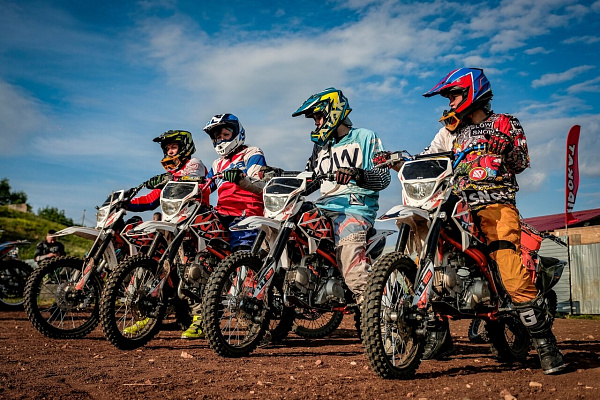 Катание на мотоцикле в Челябинске. ULTRA ПОДАРКИ. Купить катание на мотоцикле в Челябинске. Попробовав езду на мотоциклах, вы получите порцию адреналина и невероятные эмоции. Сервис: UltraPodarki.ru 8 800 505 95 30.. Катание на мотоцикле в Челябинске, прокат мотоциклов Челябинск, катание на мотоциклах, прокат мотоцикла, езда на мотоцикле Челябинск, езда на мотоцикле, мотопрогулка Челябинск, мотопрогулка, поездки на байке, личный мотоцикл, катание на мотоцикле, мотоциклетный шлем, увлечение поездками на мотоцикле, пристрастие к мотоциклам, сертификат на поездку на мотоцикле, прокатиться на мотоцикле, мото-транспорт, мото-треки, мото-поездки, езда на мотоцикле в Челябинске, катание на мотоцикле в Челябинске, мотоклуб в Челябинске
