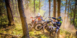 Катание на мотоциклах Катание на мотоциклах