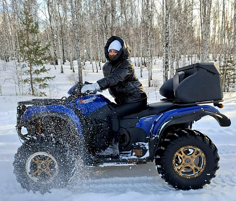 Катание на квадроциклах летом в Челябинске. Сервис Ultra Подарки. Подарочный сертификат на прокат квадроциклов летом и зимой в Челябинске. Закажите катание на квадроциклах недорого и наслаждайтесь активным отдыхом с друзьями. Выбирайте живописные маршруты для езды на квадроциклах. Сервис UltraPodarki.ru 8800-505-9530. Катание на квадроциклах, Прокат квадроциклов, езда на квадроцикле, прокат квадроциклов Челябинск, катание на квадроциклах Челябинск, Катание на квадроциклах зимой, Катание на квадроциклах летом, Сертификат на катание на квадроциклах 

